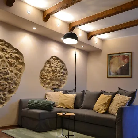 Apartment Casa La Finestra Sul Monte - Tamero Estates